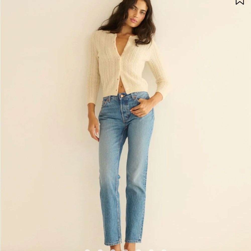 DOEN DIANA MID RISE JEAN -- MARVILLE WASH - Picture 6 of 6